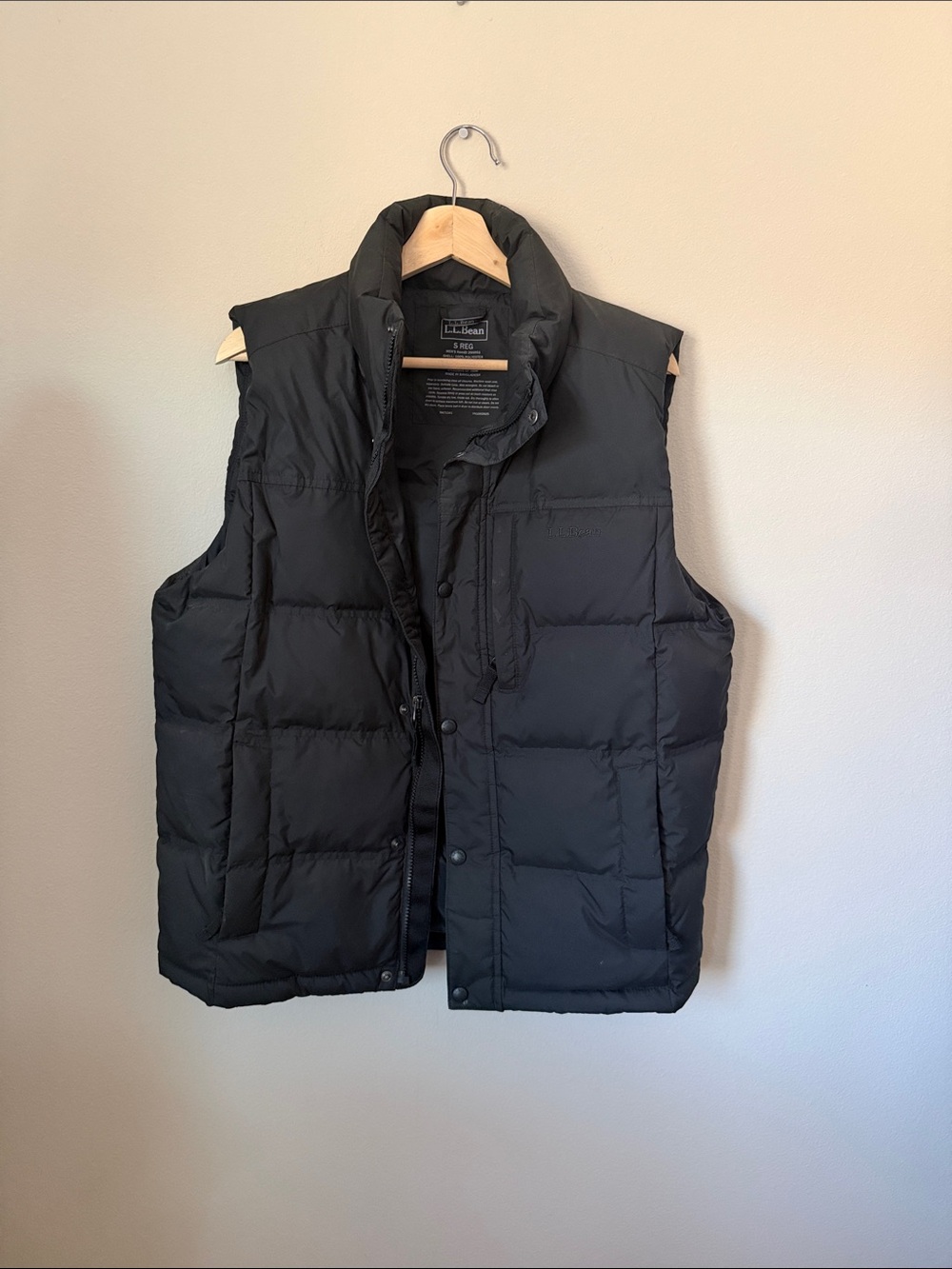 L.L. Bean Men’s Black Quilted Down Puffer Vest